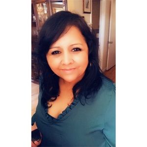 Meet your Posher, Leticia